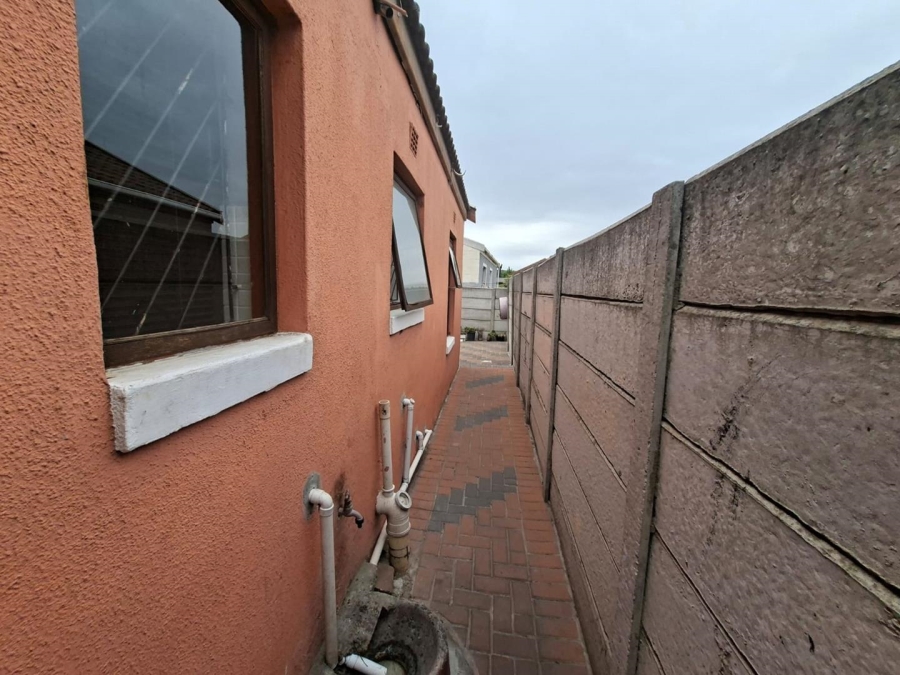 3 Bedroom Property for Sale in Highbury Western Cape